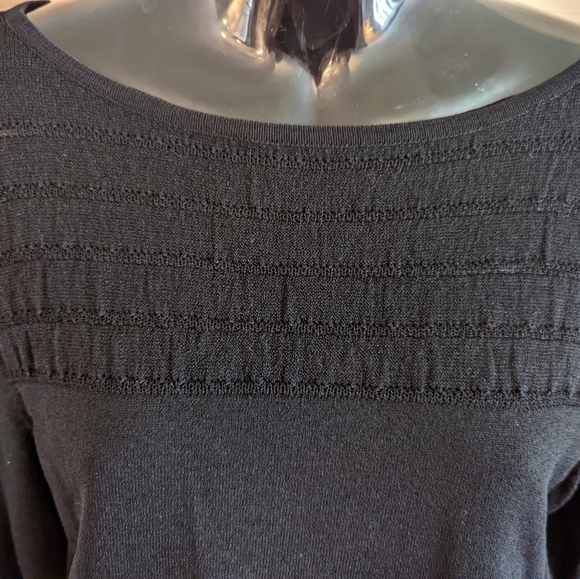 Liz Claiborne 90's Scoop neck top - Picture 4 of 6